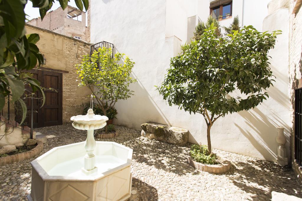Apartamento Puerta Elvira Centro Free Parking Granada Exterior foto