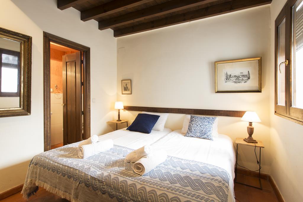 Apartamento Puerta Elvira Centro Free Parking Granada Exterior foto